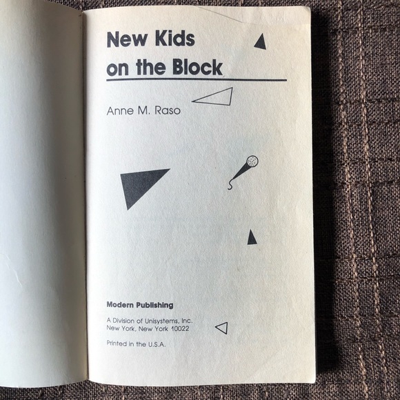 New Kids on the Block vintage book - Picture 8 of 8
